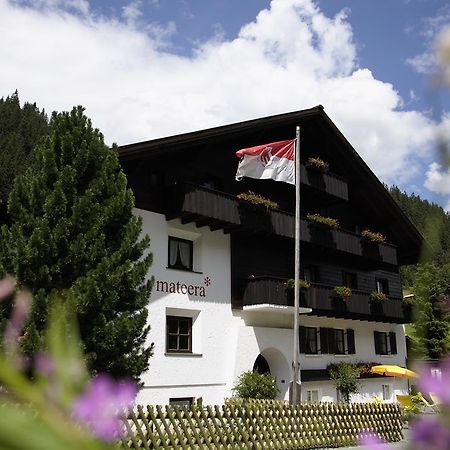 Familienhotel Mateera Gargellen / Montafon Екстериор снимка