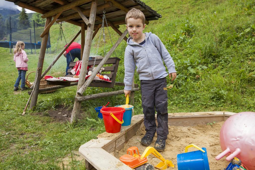 Familienhotel Mateera Gargellen / Montafon Екстериор снимка